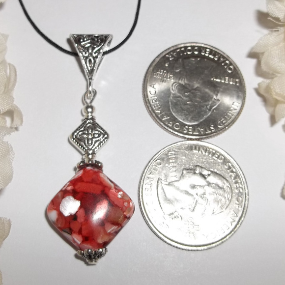 Red MOP Necklace Adjustable Length Beaded NWT 4803 - Picture 2 of 9